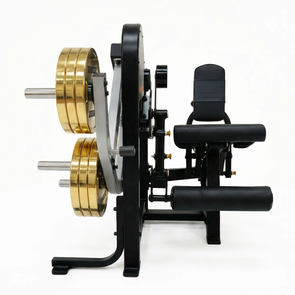 Máquina dual de piernas plate loaded con extensión y curl prono, estructura comercial, ajustes precisos y resistencia estable para gimnasios profesionales exigentes.